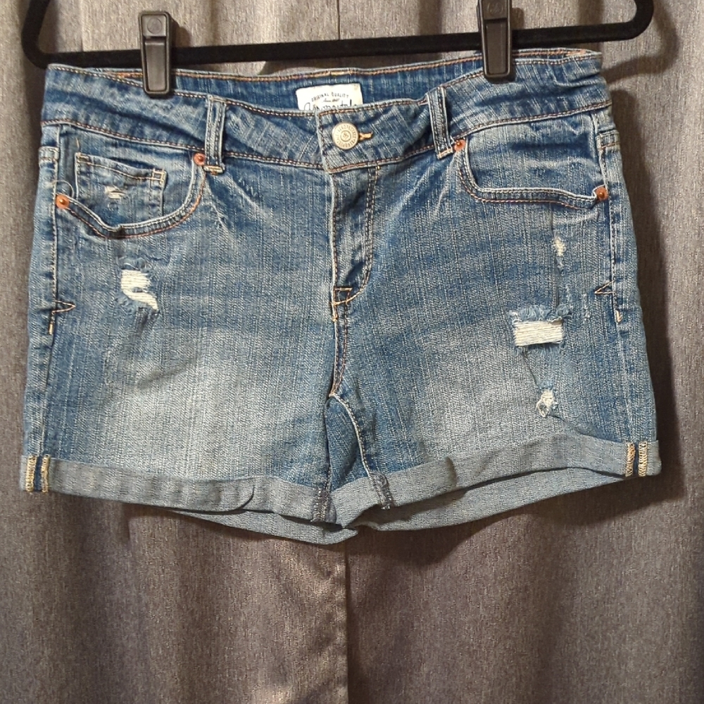 Aeropostale Women's Blue Distressed Rolled-Hem Jean Shorts